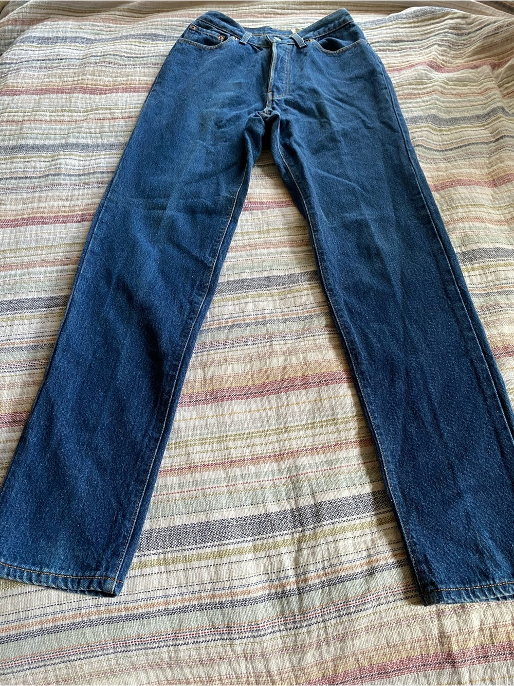 Levi's women's Dark Blue Straight Jeans